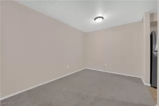 Photo #5: 2597555 Listing 