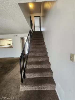 Photo #2: 2597593 Listing 