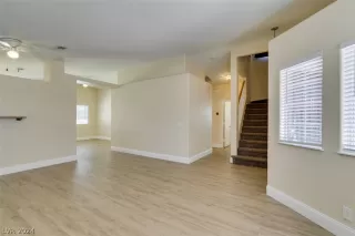 Photo #5: 2597605 Listing 