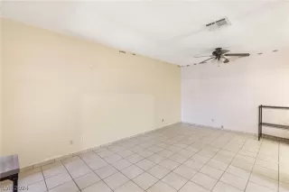 Photo #4: 2597616 Listing 