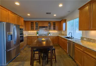 Photo #5: 2597638 Listing 