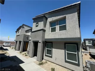 Photo #1: 2597651 Listing 