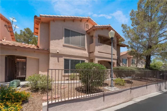 MLS: 2597653 Condo For Sale