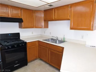 Photo #2: 2597655 Listing 