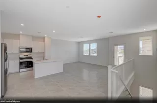 Photo #4: 2597667 Listing