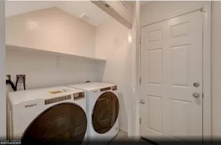 Photo #5: 2597667 Listing