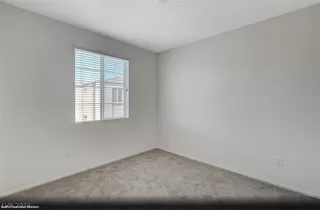 Photo #6: 2597667 Listing