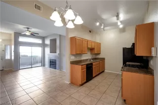 Photo #3: 2597700 Listing