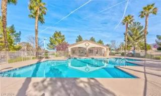 Photo #3: 2597739 Listing 