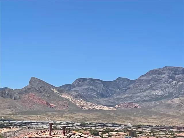 MLS: 2597755 Condo For Sale