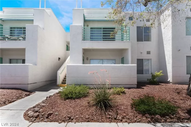 MLS: 2597770 Condo For Sale