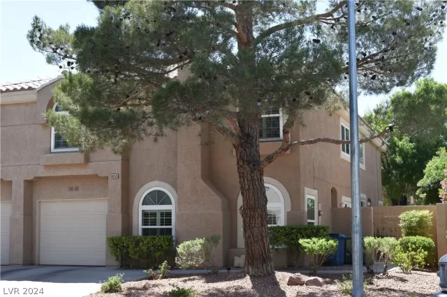 MLS: 2597799 Condo For Sale