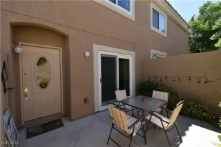 Photo #3: 2597799 Listing