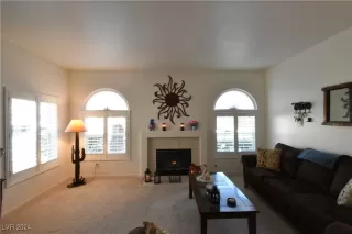 Photo #6: 2597799 Listing