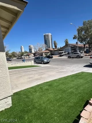 Photo #3: 2597804 Listing 