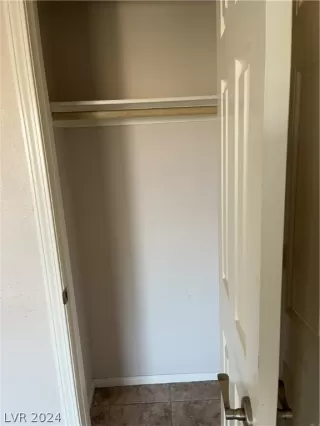 Photo #5: 2597805 Listing