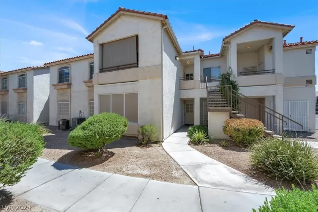 MLS: 2597834 Condo For Sale