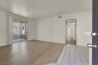 Photo #2: 2597834 Listing 