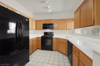 Photo #5: 2597834 Listing 