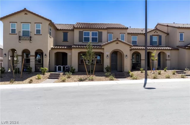MLS: 2597844 Condo For Sale