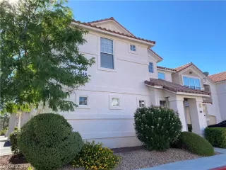 Photo #6: 2597868 Listing