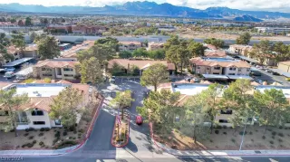 Photo #2: 2597877 Listing