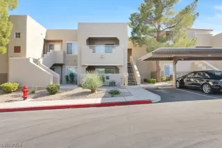 Photo #1: 2597951 Listing