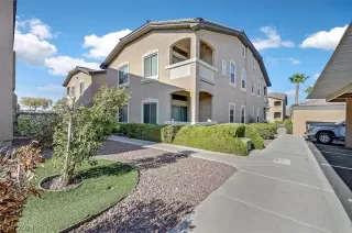 Photo #1: 2597952 Listing 