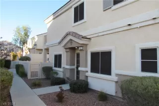 Photo #1: 2598007 Listing 