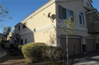 Photo #2: 2598007 Listing 