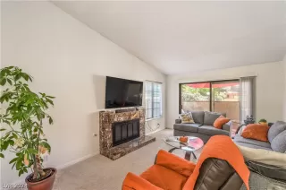 Photo #5: 2598077 Listing 