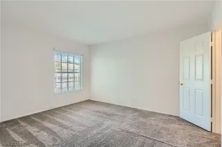 Photo #6: 2598101 Listing 