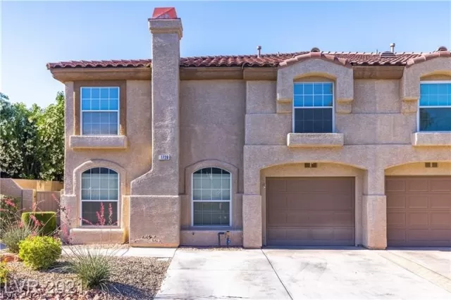 MLS: 2598124 Condo For Sale