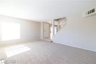 Photo #3: 2598124 Listing 