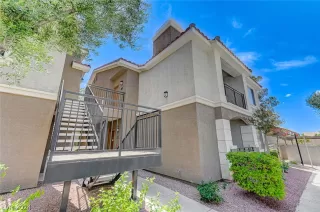 Photo #1: 2598154 Listing