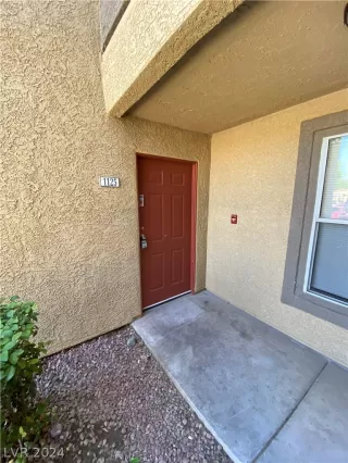 Photo #1: 2598159 Listing 