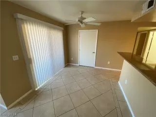 Photo #3: 2598159 Listing 