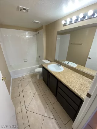 Photo #6: 2598159 Listing 