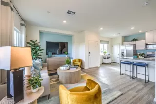 Photo #5: 2598184 Listing 