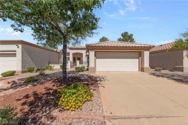 MLS: 2598191 Condo For Sale