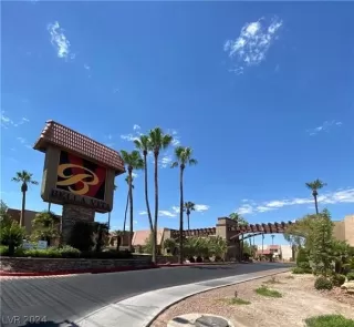 Photo #6: 2598214 Listing