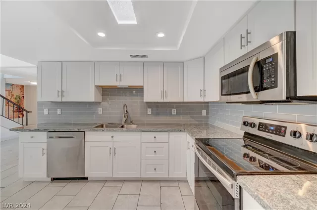 MLS: 2598216 Condo For Sale