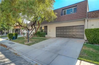 Photo #2: 2598216 Listing