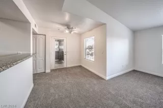 Photo #6: 2598230 Listing