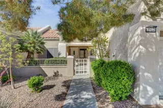 Photo #1: 2598256 Listing