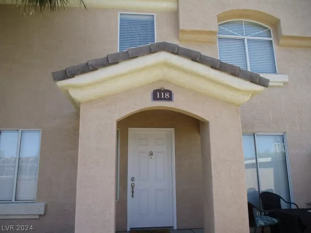 MLS: 2598261 Condo For Sale