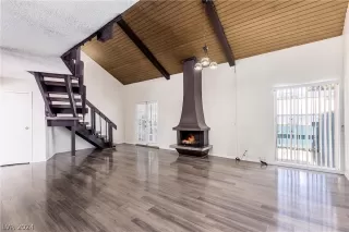 Photo #6: 2598271 Listing 