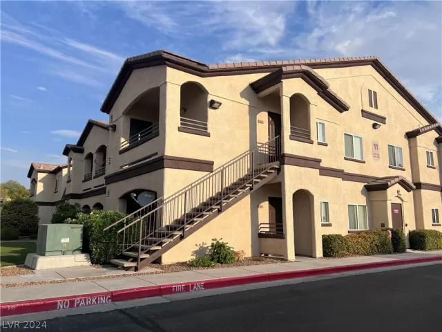 MLS: 2598273 Condo For Sale