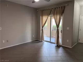 Photo #5: 2598273 Listing 