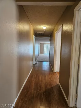 Photo #1: 2598311 Listing 